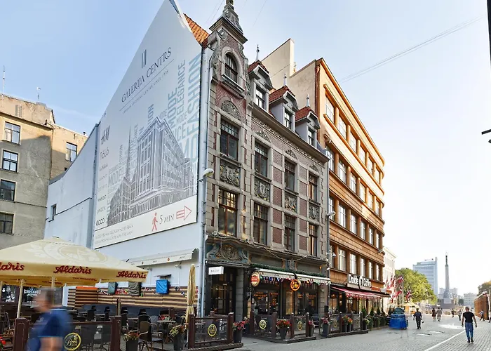 Unique Old Apartment Riga